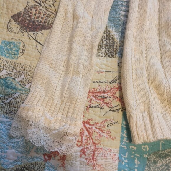 Lace trim off shoulder sweater - Picture 5 of 6